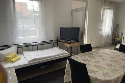 Image de Studio-Confort-Salle de bain privée séparée-Apartment Eg