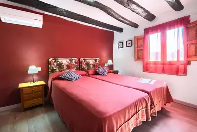 Image de Suite Junior-Salle de bain privée-Vue sur Montagne-Roja