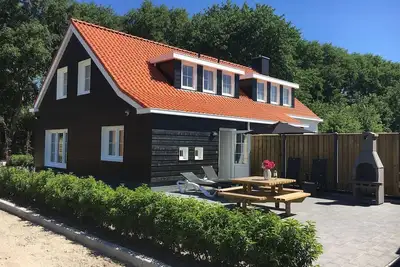 Image de Modern, luxurious holiday home in Oostkapelle, for four people, with plenty of opportunities to play on the site