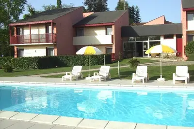 Image de Résidence familiale 3 étoiles T2  étage  climatisé avec piscine chauffée