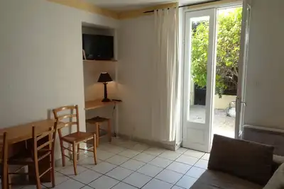 Image de Appartement familiale avec vue sur Jardin à Croisette-Oasis