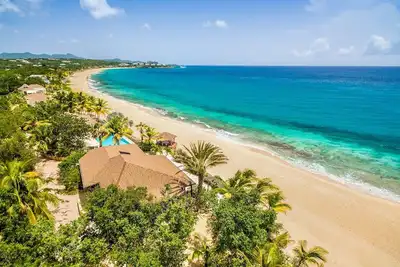 Image de Blue Beach (4 bedrooms) - Baie Longue beachfront villa with pool, Terres Basses, St. Martin