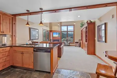 Image de Penthouse Studio at The Ridge | Silver Mountain