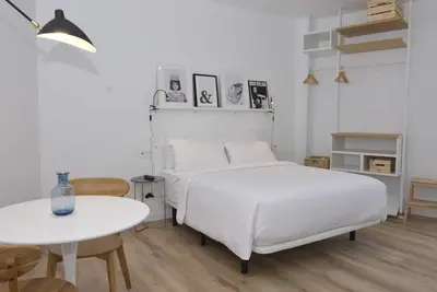 Image de Appartement-Supérieure-Sdb privée avec douche-Vue ville-Triple