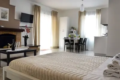 Image de Quadruple-Famille-Sdb privée avec douche-Vue sur Jardin