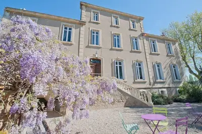 Image de A Gorgeous Family Friendly Wine Chateaux in a thriving Village 7 bed, Sleeps 15