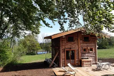 Image de La Cabane en rondins Remise de la Bécasse