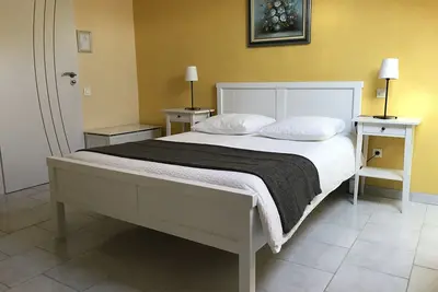 Image de Chambre Familiale Mirabelle aux Chambre d'hôtes