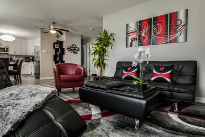 Image de Suburban Dream Home | 3br House | 18 mins to Stl