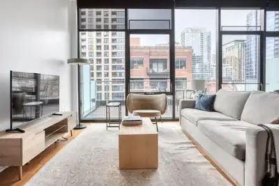 Image de Spacious River North 3br w/ Gym, Rooftop, walk to L & Park, by Blueground (Id #Chi323)