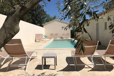 Image de Le Mazet des Lauriers à uzès - Gîte avec Jacuzzi