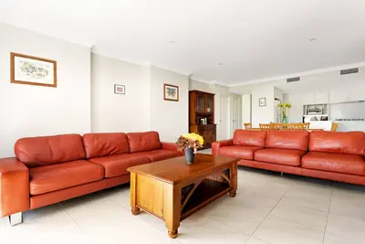 Image de Brand New House in Central Location For Non Smokers Only