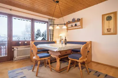 Image de Appartement de vacances confortable \"Bergblick\" avec vue imprenable, deux balcons et Wi-Fi