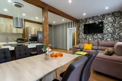 Image de Appartement-Supérieure-Salle de bain privée séparée-Vue sur Parc-Superior