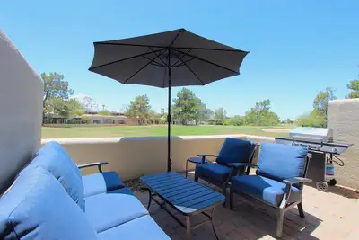 Large Dog Friendly- All New-Golf Course View