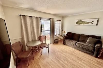 Image de Pirate’s Cove, Oceanfront Condos, Tybee Island
