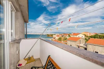 Image de Appartement de vacances pour 5 personnes env. 55 qmà Privlaka, Dalmatie (Nord de la Dalmatie)