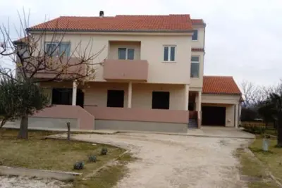 Image de Appartement de vacances Privlaka pour 1 - 5 personnes avec 2 chambres à coucher - Maison de vacances