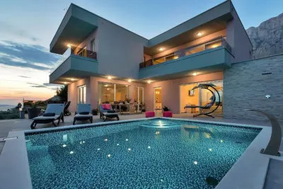 Image de Maison de vacances Makarska pour 1 - 10 personnes avec 5 chambres à coucher - Maison de vacances