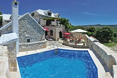Image de Maison de vacances Donji Humac pour 1 - 8 personnes avec 3 chambres à coucher - Maison de vacances