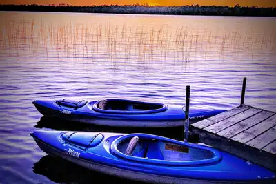 Image de Lake front Cabin: Modern, Comfortable, Secluded. Great fishing & boating.