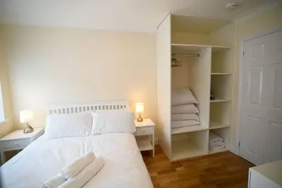 Image de Appartement-Douche-Vue sur Rue-Apartment 1
