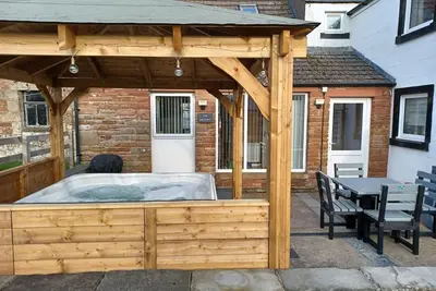 Image de Cottage-Confort-Salle de bain privée séparée-Vue sur Jardin