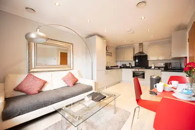 Image de Appartement en attiq-Douche-Balcon-Town Centre