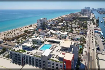 Image de Apartment in Ch. Ocean View, Pool, Parking*