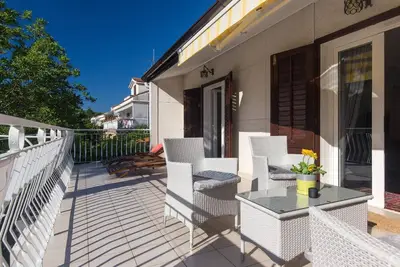 Image de Appartement de vacances Njivice pour 1 - 4 personnes avec 1 chambre à coucher - Appartement de vacan