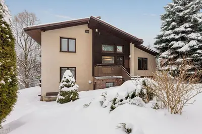 Image de Belle maison de vacances privée avec Wifi, Tv, terrasse, animaux admis, vue panoramique, parking