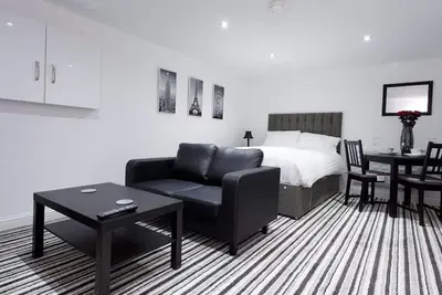 Image de Studio-Salle de bain privée séparée-Studio apartment