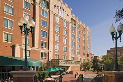 Image de Wyndham Old Town Alexandria- Comfy 1 Bedroom Condo