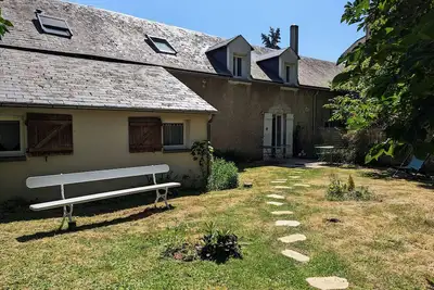 Image de Charmante maison de campagne avec jardin privé, près de Paris et Orléans, idéale pour familles