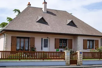 Image de Gîte au cœur d'Artenay – 3 chambres, tout confort, à 25 min d'Orléans, proche commerces et musées