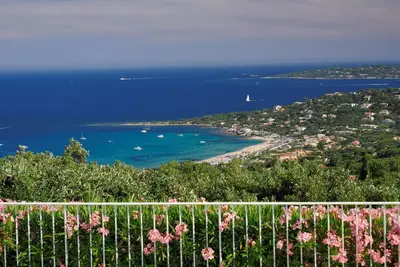 Image de Villa Cézanne**** Vue panoramique sur le Golfe de Saint-Tropez