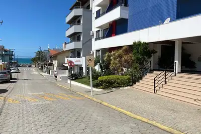 Image de Apartamento a 70 Metros do mar da Praia de Bombas