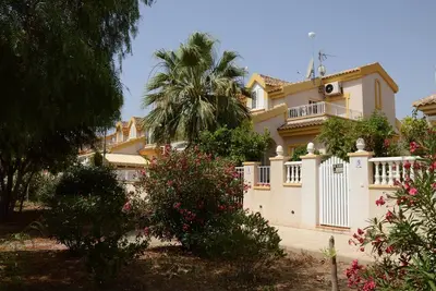 Image de Maison de vacances Los Urrutias pour 1 - 6 personnes avec 3 chambres à coucher - Maison jumelée