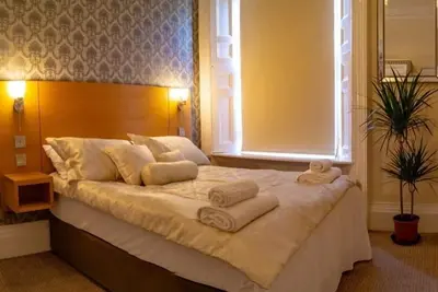 Appartement-de Luxe-Salle de bain privée séparée-Vue ville