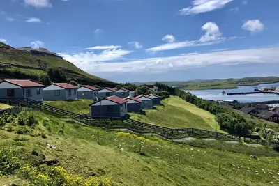 Image de Chalet-Salle de bain privée séparée-Vue sur Port