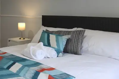Image de Appartement-Supérieure-Salle de bain privée séparée-McQuaid Suite