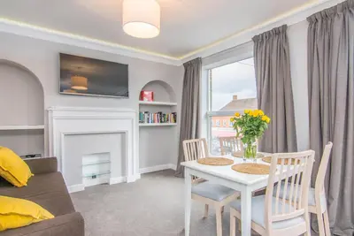 Image de Appartement-Première Classe-Salle de bain privée séparée-Vue ville-Fab Apartment