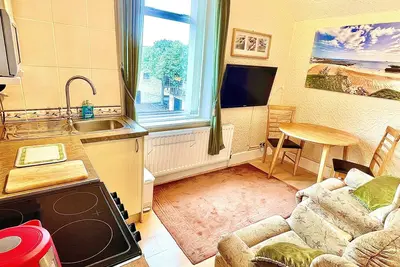 Image de Appartement-4-Confort-Salle de bain et douche-Vue sur Jardin
