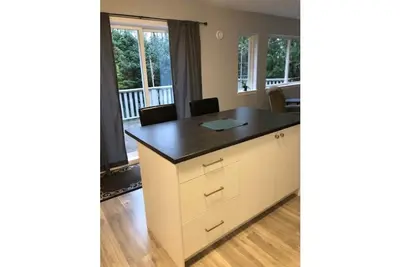 Image de West Coast 3 Bedroom Quiet Home