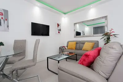 Image de Appartement-Salle de bain privée séparée-3 Bedroom apartment