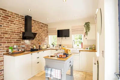 Image de Mackintosh Cottage - Family friendly, pet friendly, business bookings welcome.