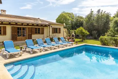 Maison de vacances \"Alegre\" avec vue sur les montagnes, piscine, jardin et Wi-Fi