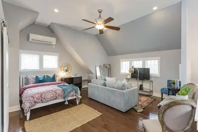 Image de Cozy Guesthouse in Trendy 12South!