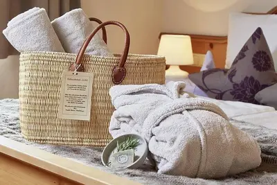 Image de Romantic Suite Prize of Honor - Vwp 4-6 nights - Gut Sonnberghof Naturhotel