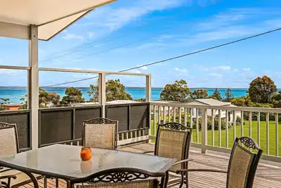 Image de Views on Fisher - stunning water views